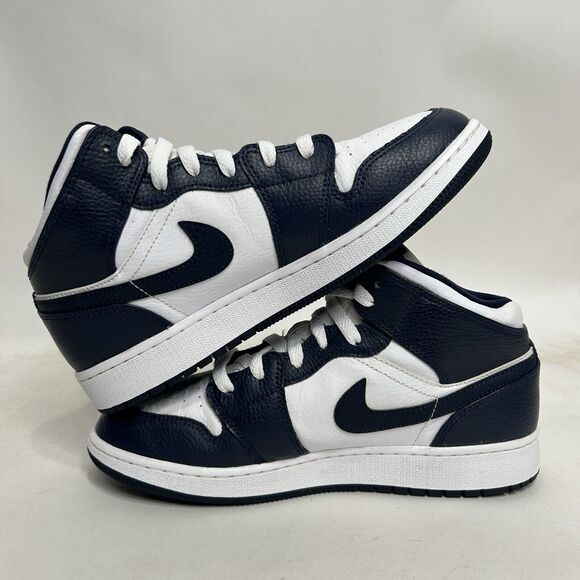 Nike Shoes Air Jordan Air Jordan 1 Mid GS “Obsidian” 2024 - Picture 3 of 8